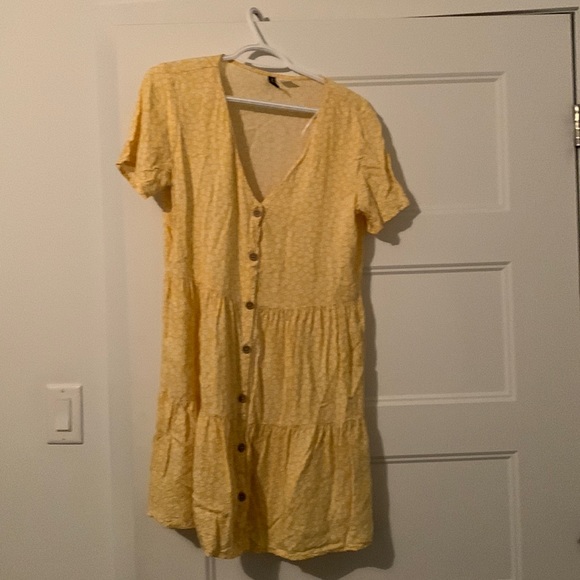 HM dress yellow with white flowers - Picture 1 of 3